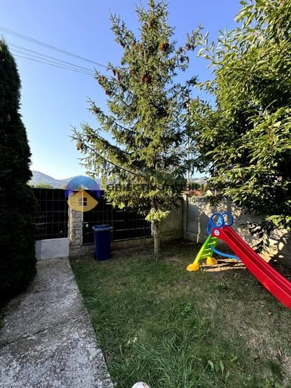 Casa sat Vadurele , comuna Alexandru cel Bun - 7