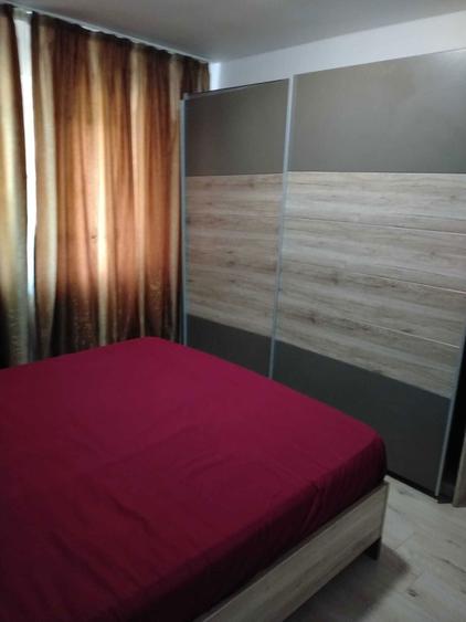 Vand apartament 2 camere zona Sud cu vedere la Bulevard - 2