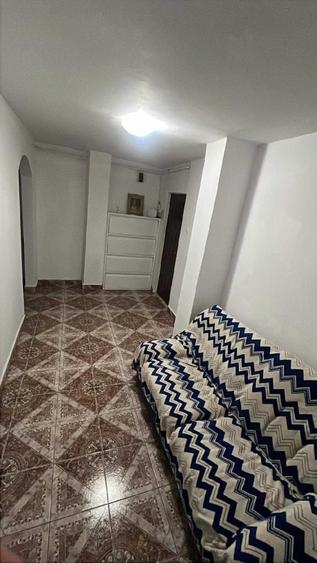 Apartament cu 4 camere decomandat în Victoria
