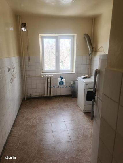 Inchiriere Apartament 4 Camere Semidecomandat Aparatorii Patriei-Moldo - 4
