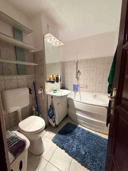 Apartament cu 4 camere, decomandat, de inchiriat in Zona Soarelui - 8