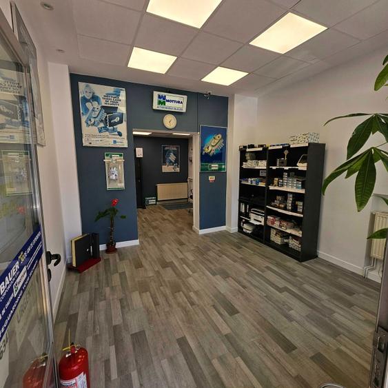 ocazie!!Spatiu comercial cu vitrina- 30mp+depozit la 2 min Metrou Pta Muncii. - 5