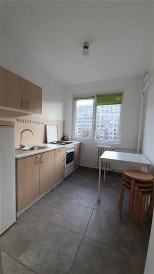 Apartament 2 camere decomandat, zona Titan - 8