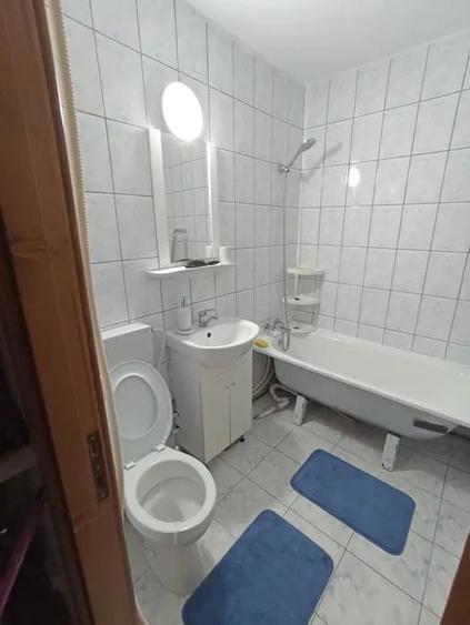 Apartament cu 2 camere decomandat în Galata - 7