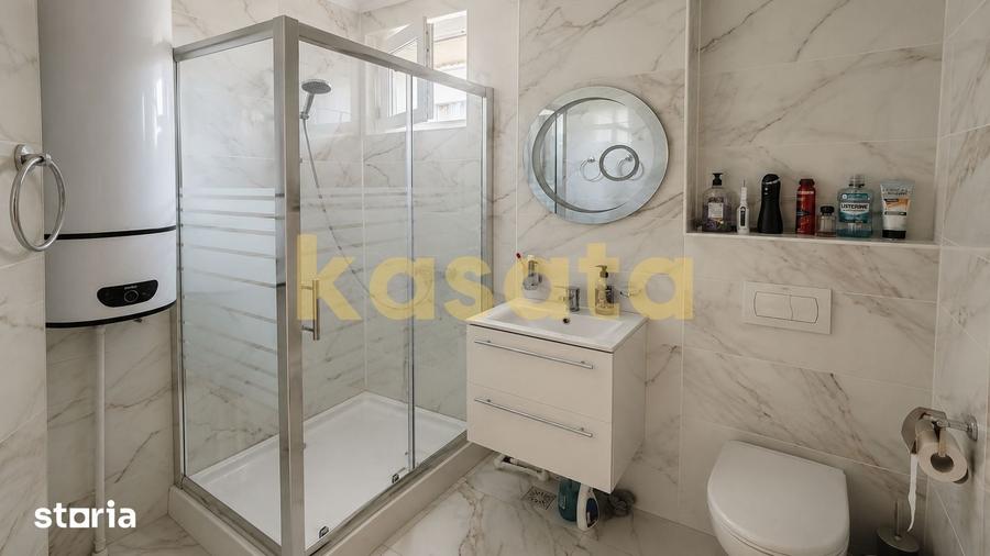 Apartament cu 3 camere în Tei