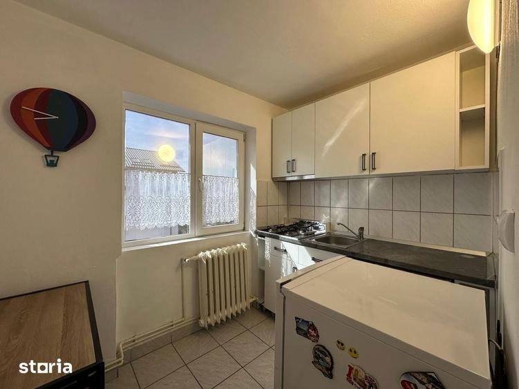 Apartament 1 camera, decomandat, Gradi?te, etaj 4/4 - 1