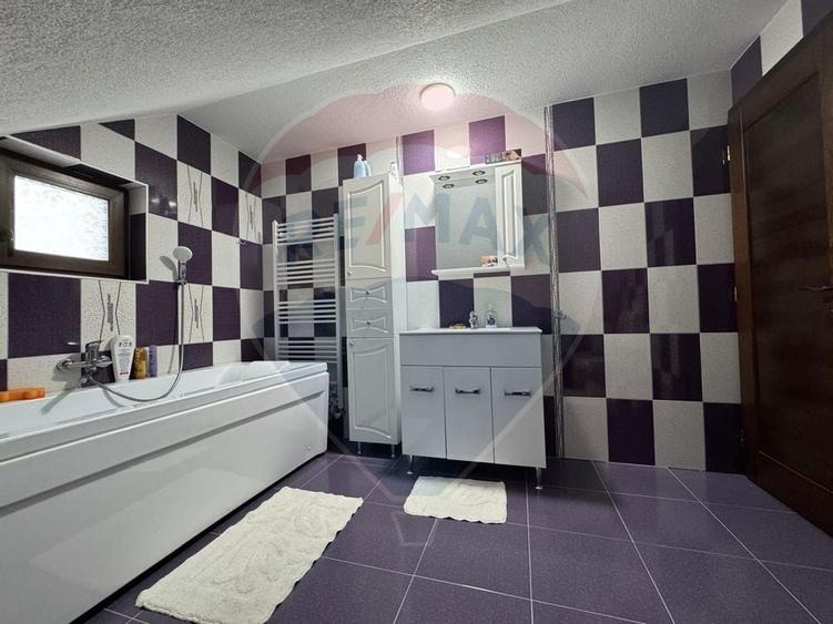 Casă / Vilă cu 4 camere de vânzare în zona Bujac-Arad - 14