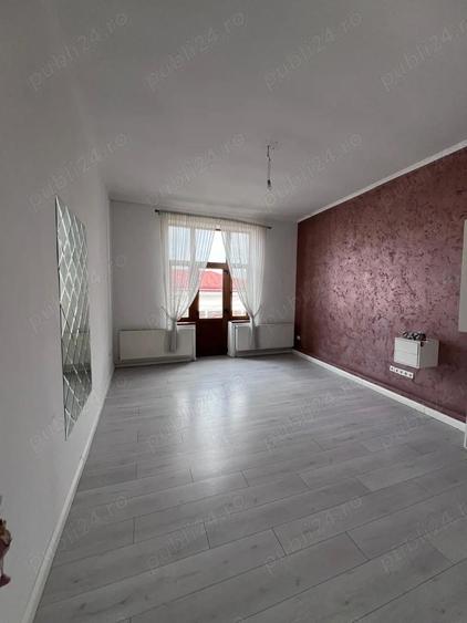 Proprietar inchiriez apartament in zona centrala - 5