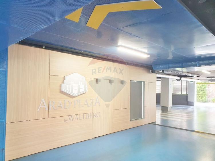 Spatiu de birouri  53 mp Arad Plaza de inchiriat- etaj 5 - 4