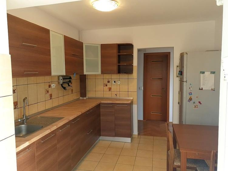 Inchiriere apartament 3 camere Parcul Carol - 3