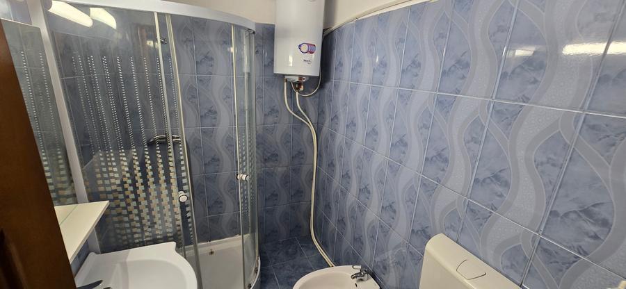 2 camere de vanzare , etaj superior, central  Focsani - 15