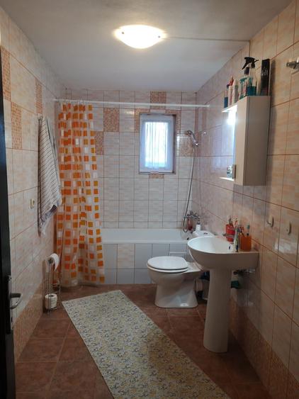 Casa cu 1050 mp teren - acte - 4