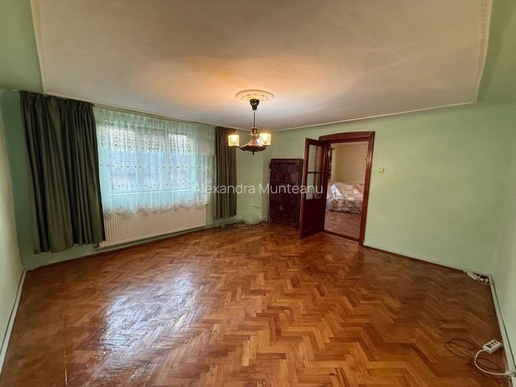 Casa 3 camere + teren 912mp zona Caraiman Casa 3 camere + teren 912mp zona Caraiman