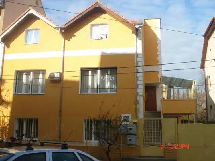 Medicina 2 camere la vila 370 euro