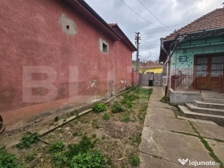 Casa spa?ioasa cu 4 camere, bucatarie de vara ?i tere - 9