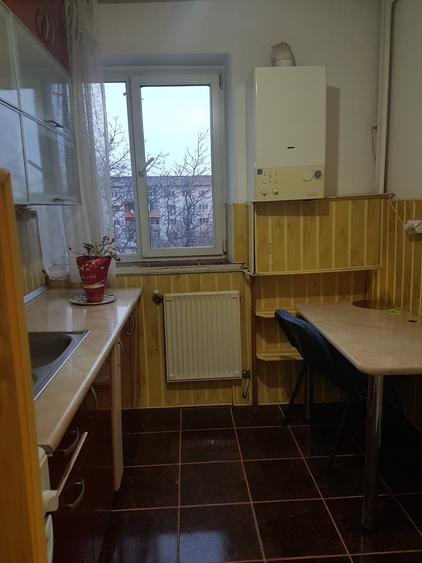 Apartament doua camere, etaj 3, mobilat si utilat, CT, langa biserica Precista - 15