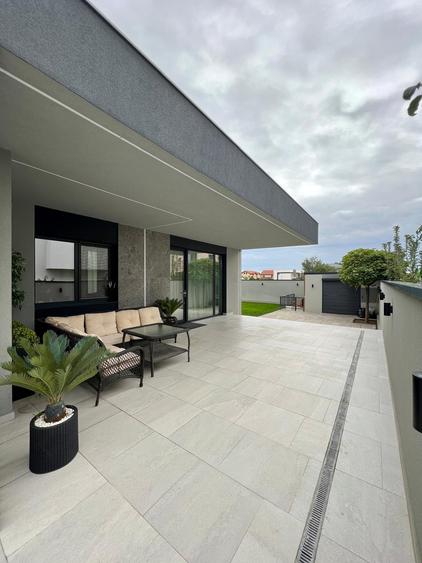 Casa individuala cu 6 camere, zona Parfumului. Comision 0 - 10