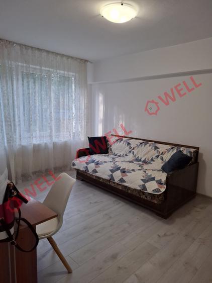 De vânzare un apartament cu 2 camere, situat în Sovata, cartierul Mihai Eminescu - 5