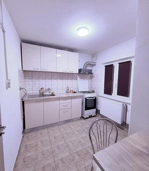 Garsoniera spa?ioasa ?i complet renovata Zona Liceul Teoretic Ion Barbu - 1