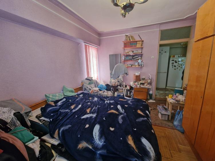 Apartament cu 3 camere, decomandat, etajul 5/9, zona Pacurari - 12