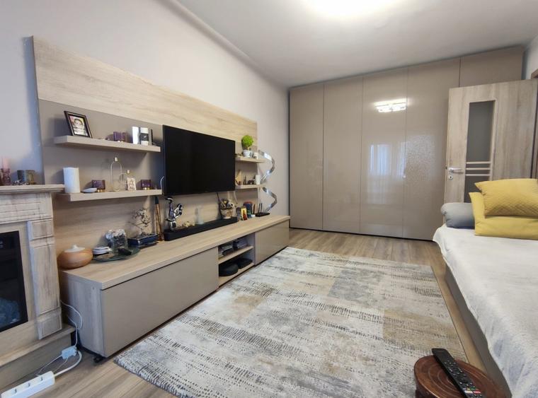 Zona Onix, apartament 3 camere, renovat, semimobilat si utilat. - 9