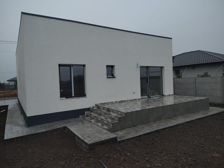 Casa individuala-3 camere/Com.Berceni - 9