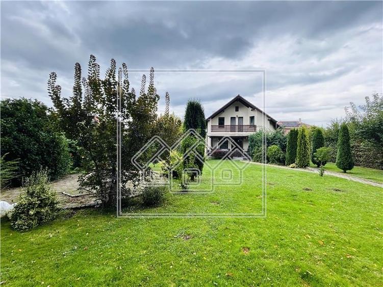 Casa de vanzare in Sibiu - individuala - teren mare de 1750 mp - 2