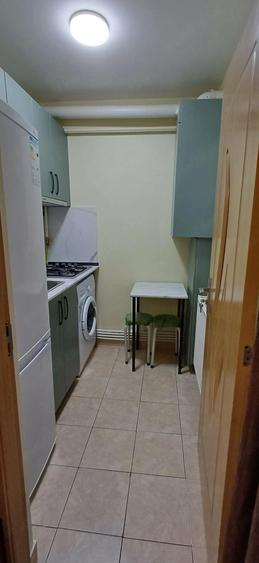 Inchiriez apartament doua camere. - 9