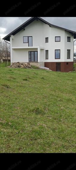 Casa de vanzare cu gradina 2000 metri patra?i - 8