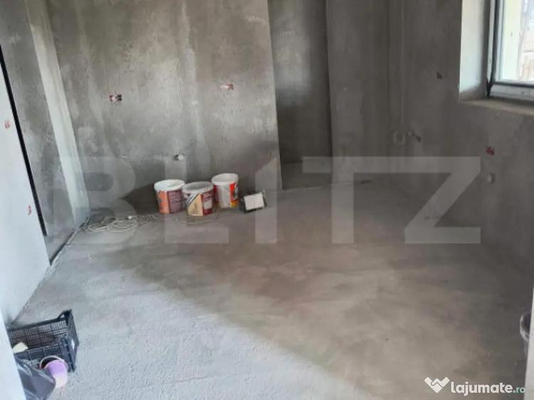 Casa spatioasa de vinzare,ideala pentru confort si liniste - 1