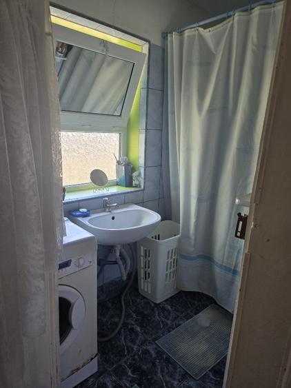 Casă individuală cu 4 camere cu Teren 2100 Mp în Radovanu