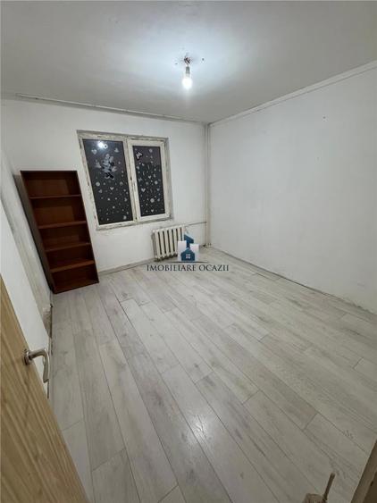 Apartament 3 camere Semidecomandat Sos.Oltenitei - Garnitei - 1