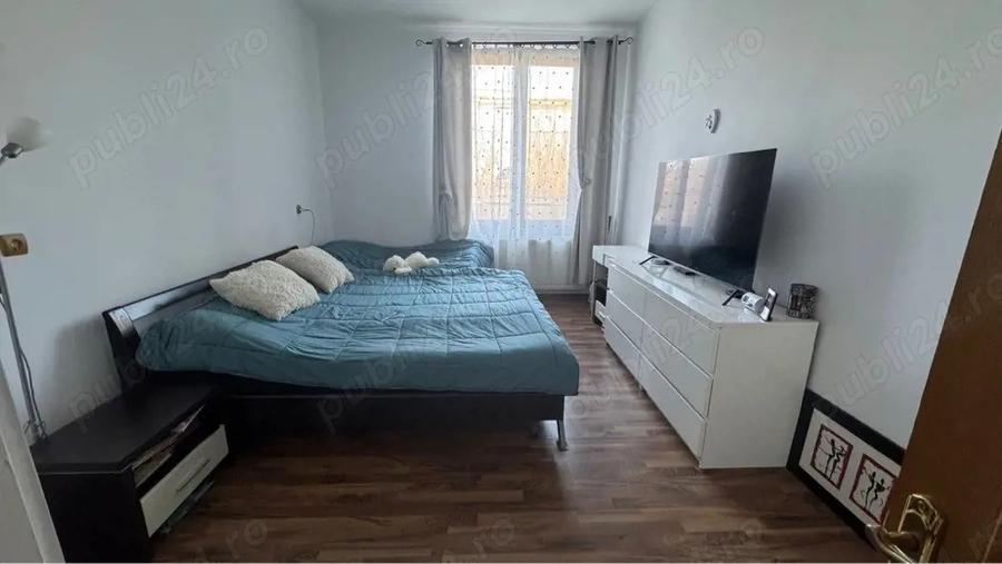 Apartament cu 3 camere la vila cu curte proprie ,stadion Letea Bacau - 2