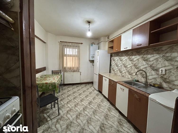 Apartament cu 3 camere confort 1 decomandat in Prundu - 8