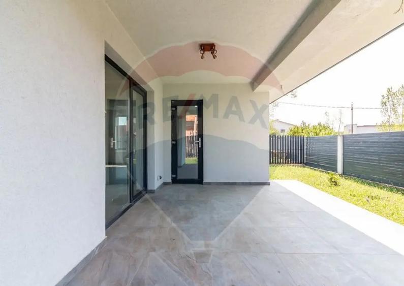 Vanzare Casa 4 camere, stil mediteranean,Domnesti - 3