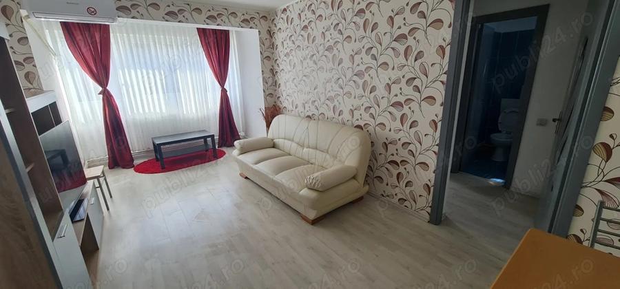 Inchiriez apartament 2 camere - 1