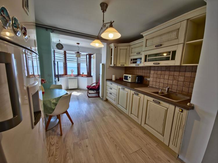 Vedere la mare Faleza Nord 3 camere mobilat utilat loc de parcare termen lung - 15