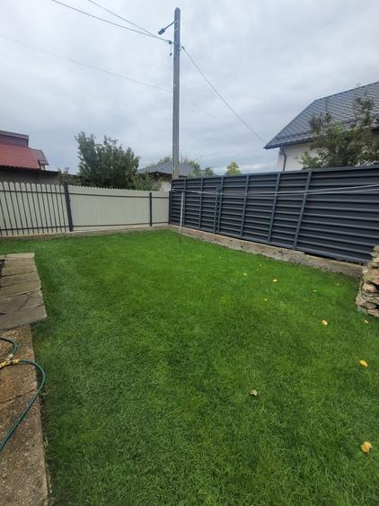 Valu lui Traian -casa 3 camere cu teren 300 mp -gaze la poarta -79900 Euro neg - 1