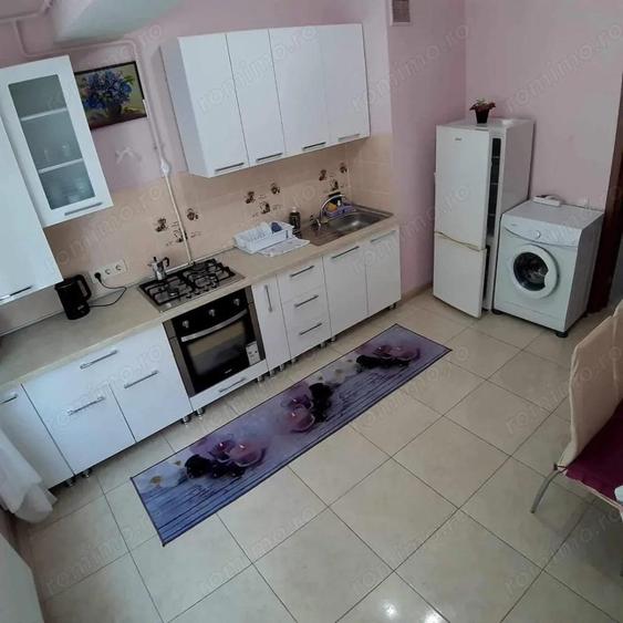 garsoniera in zona Titan aproape de metrou - 2