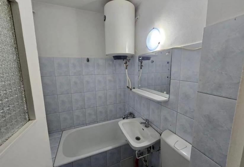 Etaj 2 - Alexandru - Zimbru - Garsoniera - mobilata - libera - 5