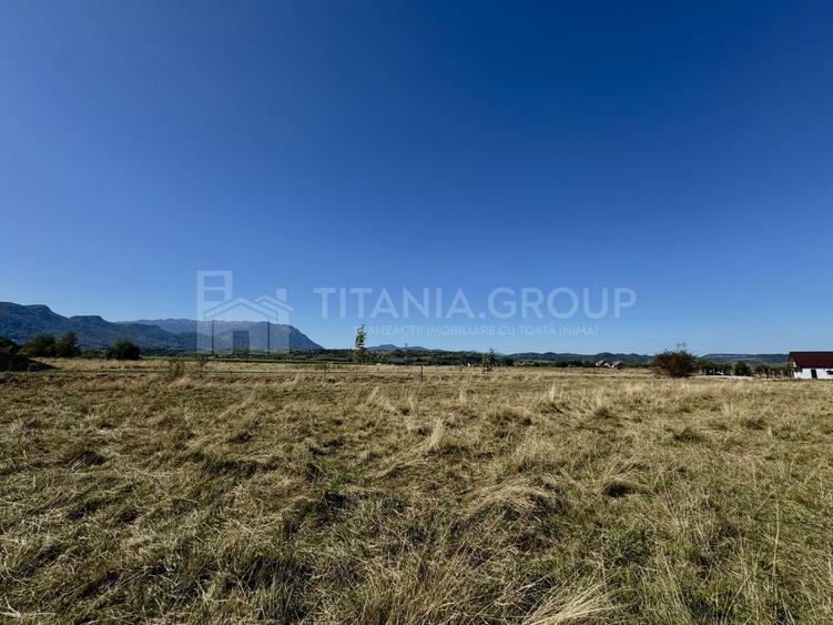 Teren intravilan parcelabil, priveliște spre munți, Sohodol, Bran - 15