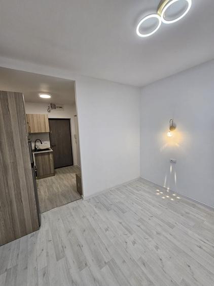 Garsoniera de vanzare metrou Preciziei langa West Gate - 3