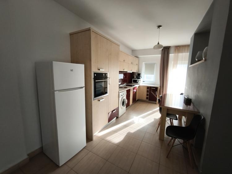 Inchiriere Apartament 2 camere spatios pe malul marii - 32