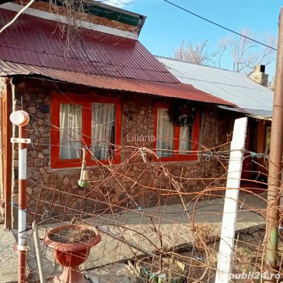 Vand casa cu anexa Vand casa cu anexa