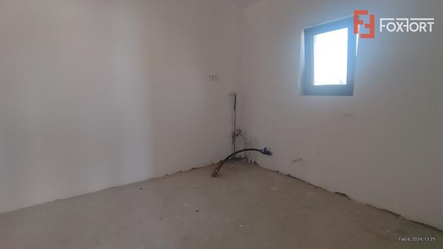 Duplex 4 camere ,Sanmihaiu Roman-Zona Centrala - 11