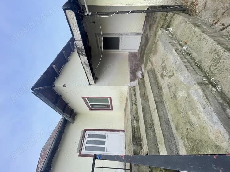 Casa cu posibilitate de dezvoltare comerciala - 3