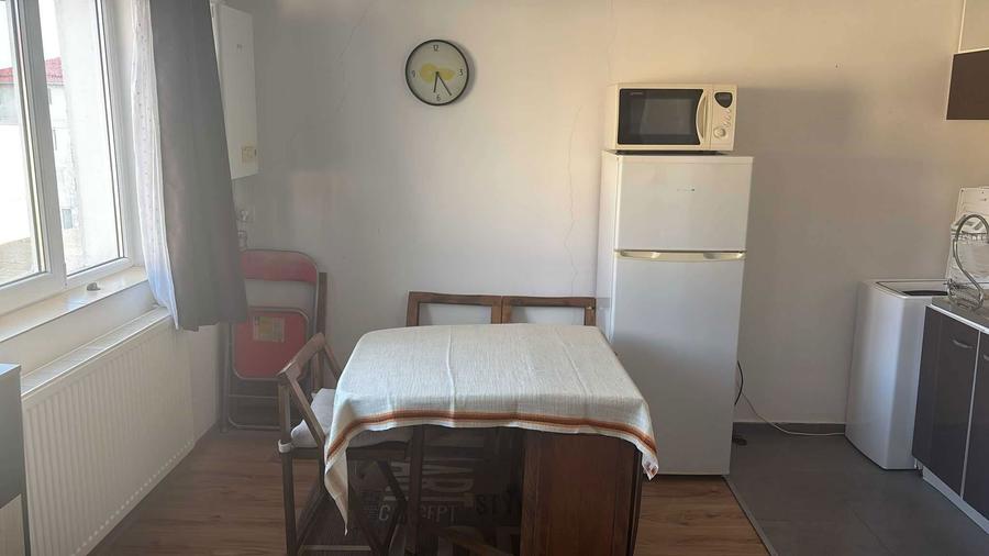 garsoniera de inchiriat - 1