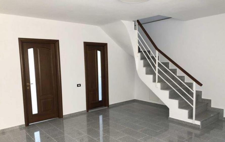 Unirii Budapesta vila 6 camere - 7