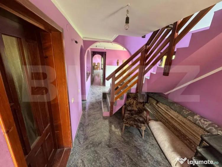 Casa , 330 mp si 1300mp teren, zona Plopeni - 5