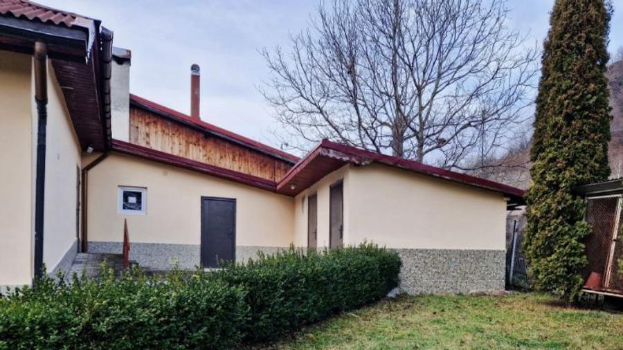 Vand casa in Uricani, Hunedoara, 127 mp, teren 674 mp, zona turistica - 4